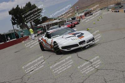media/Jun-01-2025-CalClub SCCA (Sun) [[eae223c5dd]]/Around pit/